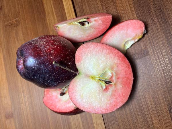 Produktfoto zu Apfel Kissabel Rouge